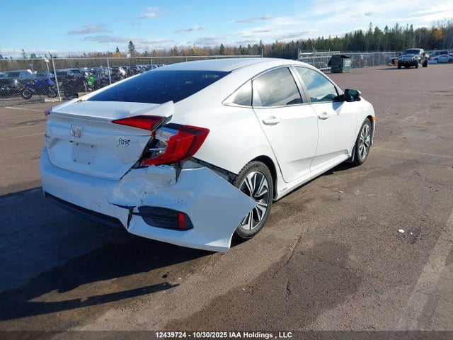 Продажа на аукционе авто 2018 Honda Civic Ex-t, vin: 2HGFC1F46JH106758, номер лота: 12439724