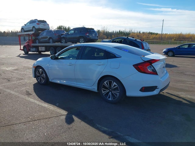 Продажа на аукционе авто 2018 Honda Civic Ex-t, vin: 2HGFC1F46JH106758, номер лота: 12439724