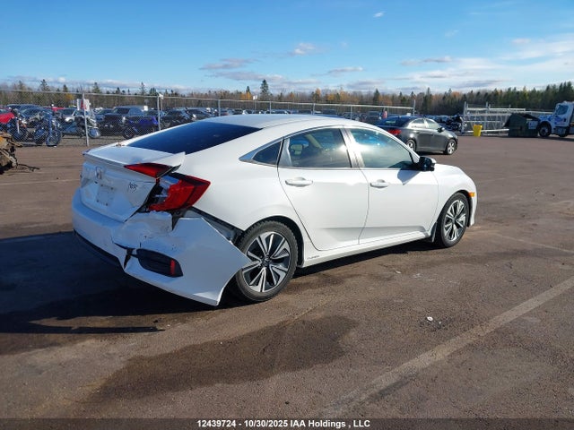 Продажа на аукционе авто 2018 Honda Civic Ex-t, vin: 2HGFC1F46JH106758, номер лота: 12439724