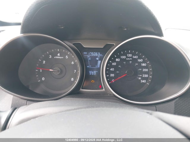 12404980 :رقم المزاد ، KMHTC6AD1CU083584 vin ، 2012 Hyundai Veloster Tech مزاد بيع
