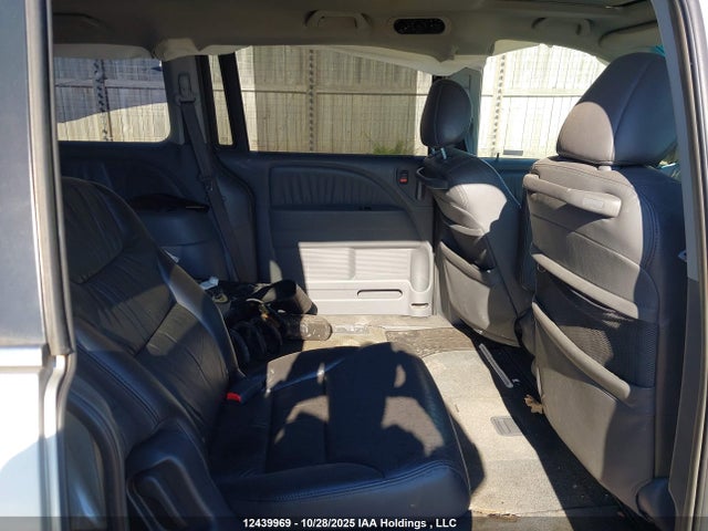 12439969 :رقم المزاد ، 5FNRL38685B507505 vin ، 2005 Honda Odyssey مزاد بيع