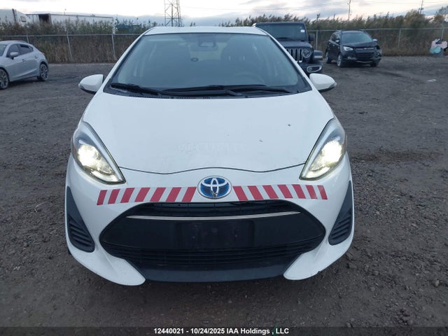 JTDKDTB33K1624734 Toyota Prius