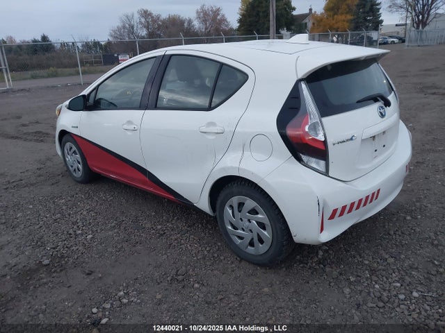 JTDKDTB33K1624734 Toyota Prius
