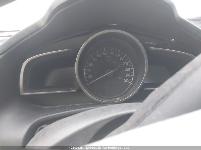 JM1BN1V79H1150877 Mazda MAZDA3