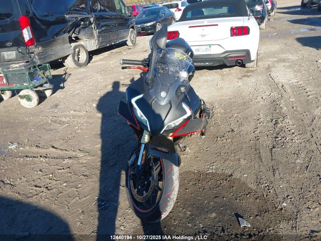 LCEPESLA6R6002085 Cf Moto 450ss