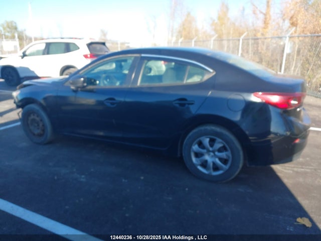 3MZBM1U77FM138390 Mazda MAZDA3