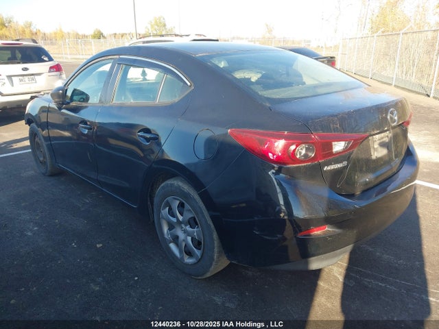 3MZBM1U77FM138390 Mazda MAZDA3