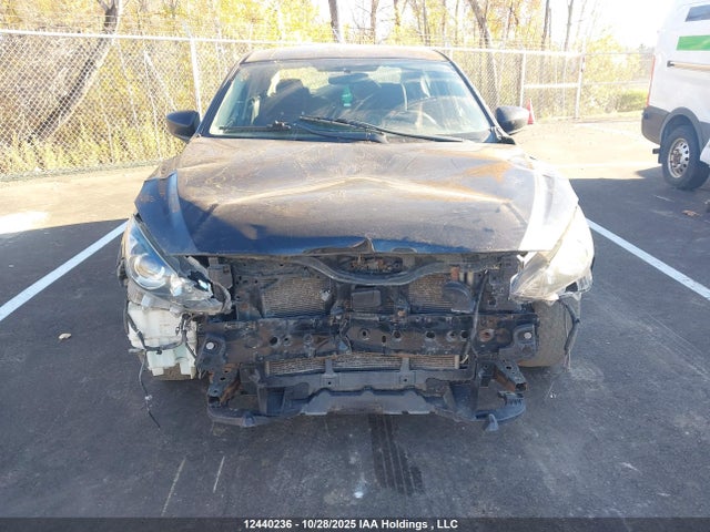 3MZBM1U77FM138390 Mazda MAZDA3