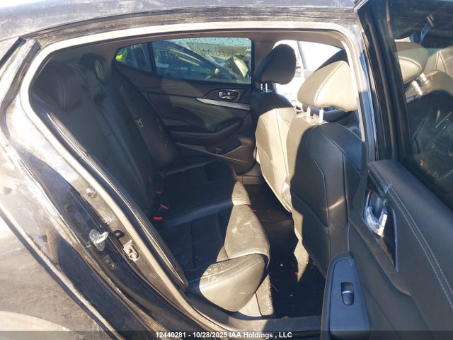 Продажа на аукционе авто 2018 Nissan Maxima, vin: 1N4AA6AP0JC396405, номер лота: 12440281