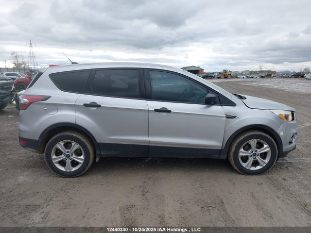 Продаж на аукціоні авто 2017 Ford Escape S, vin: 1FMCU0F71HUA43929, номер лоту: 12440330