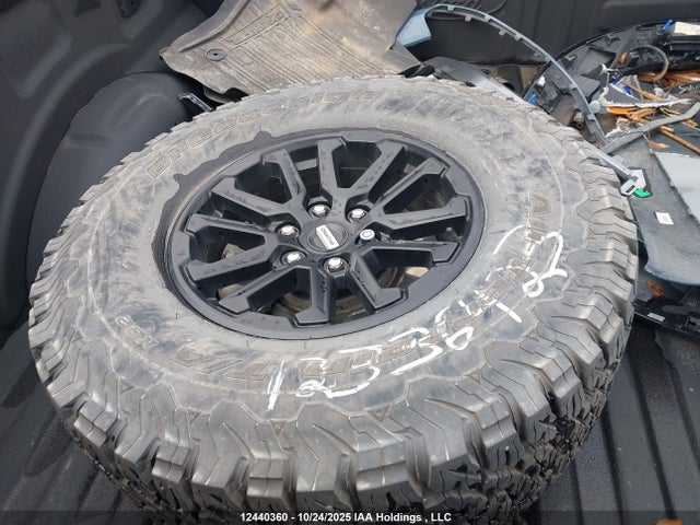 Ford F-150 Raptor 2024 1FTFW1RG6RFB14870 Image 12