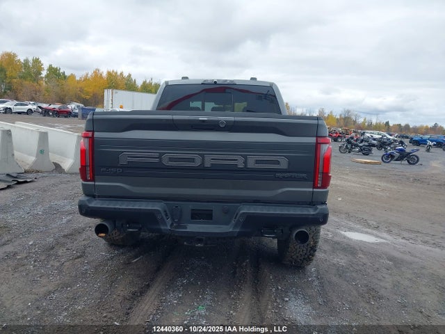 Ford F-150 Raptor 2024 1FTFW1RG6RFB14870 Image 17