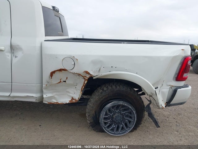 RAM 3500 2024 3C63RRNL5RG313748 Image 18