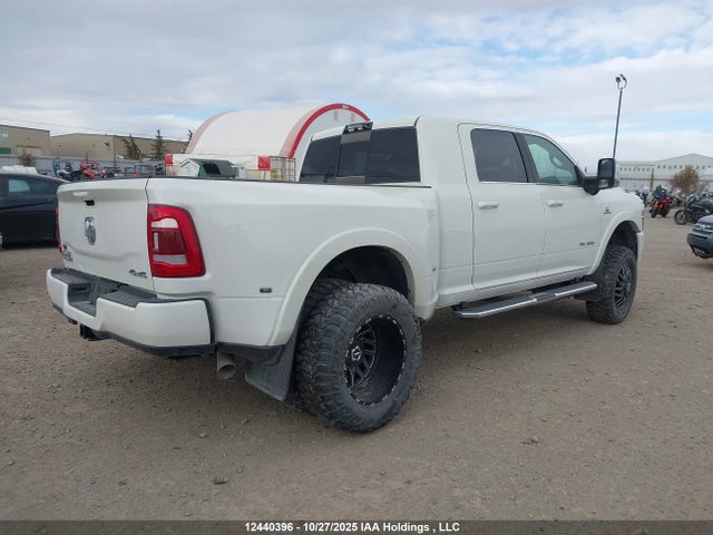 RAM 3500 2024 3C63RRNL5RG313748 Image 4