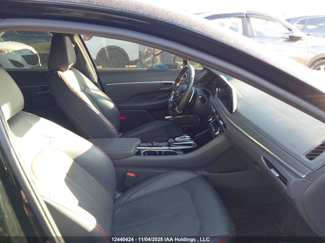 KMHL44J28PA265192 Hyundai Sonata Sport 1.6t 4dr