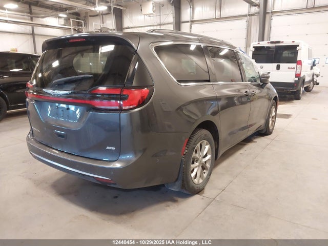 Chrysler Pacifica Touring L 2022 2C4RC3BG9NR107670 Image 4