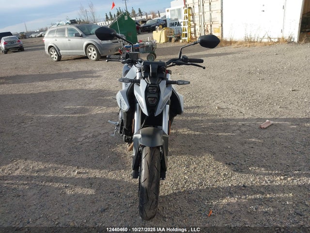 2024 Suzuki Gsx800 R მანქანა იყიდება აუქციონზე, vin: JS1EM11B6R7101011, აუქციონის ნომერი: 12440460