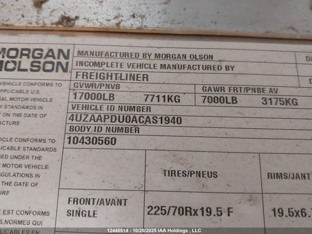 12440514 :رقم المزاد ، 4UZAAPDU0ACAS1940 vin ، 2010 Freightliner Chassis M Line Walk-in Van مزاد بيع