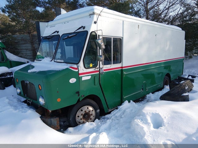 12440514 :رقم المزاد ، 4UZAAPDU0ACAS1940 vin ، 2010 Freightliner Chassis M Line Walk-in Van مزاد بيع