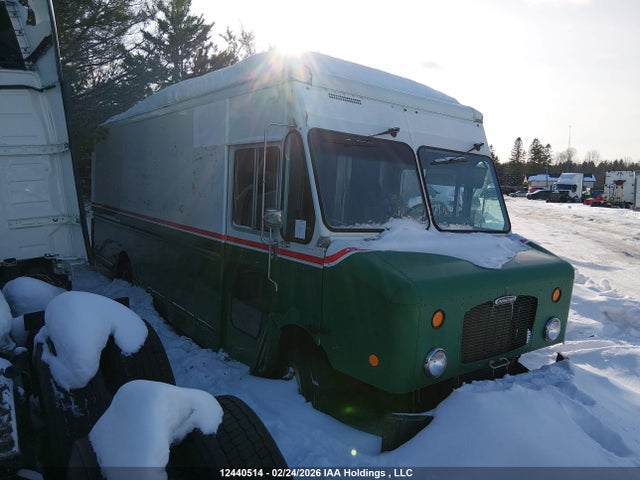 12440514 :رقم المزاد ، 4UZAAPDU0ACAS1940 vin ، 2010 Freightliner Chassis M Line Walk-in Van مزاد بيع