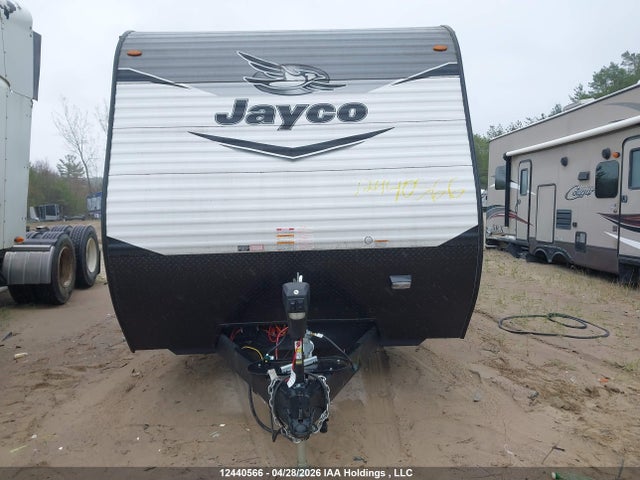 12440566 :رقم المزاد ، 1UJBJ0BV7N1T60107 vin ، 2022 Jayco Jayco مزاد بيع