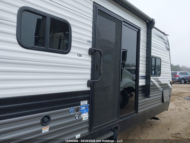 12440566 :رقم المزاد ، 1UJBJ0BV7N1T60107 vin ، 2022 Jayco Jayco مزاد بيع