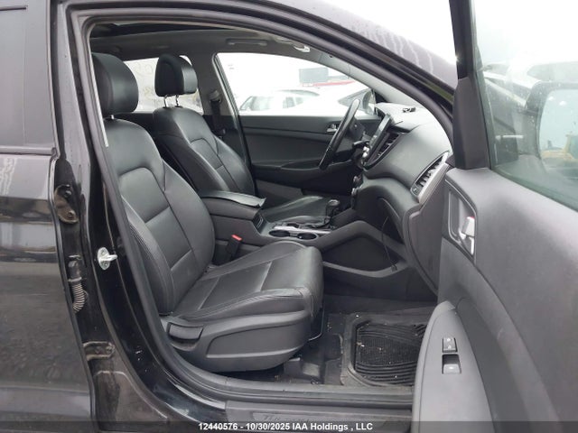 12440576 :رقم المزاد ، KM8J3CA22HU543346 vin ، 2017 Hyundai Tucson مزاد بيع