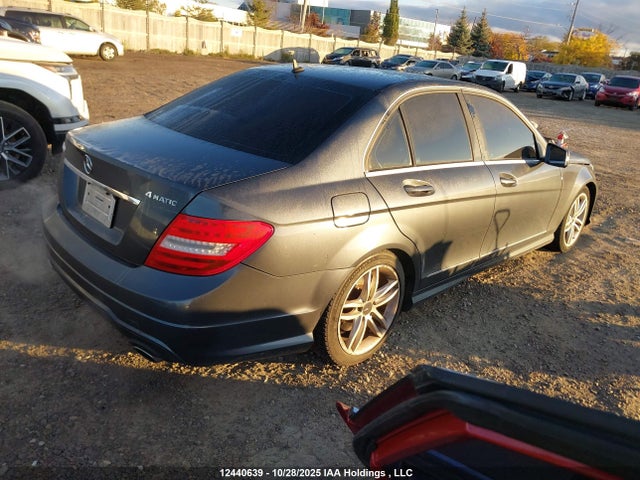 WDDGF8AB0EG162758 Mercedes-Benz C-Class