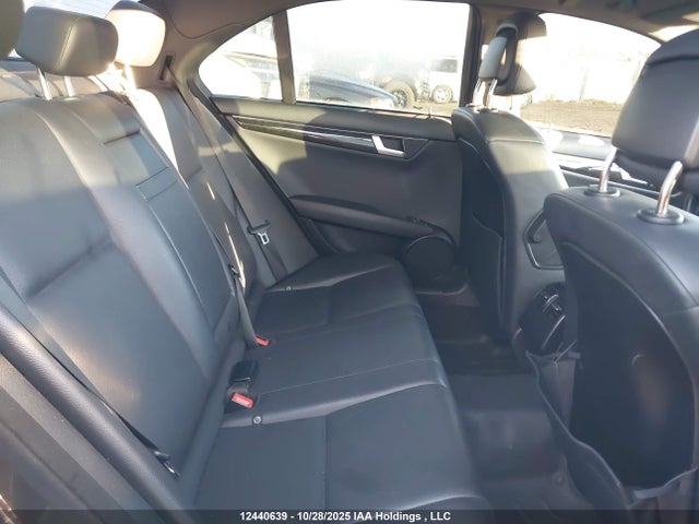 WDDGF8AB0EG162758 Mercedes-Benz C-Class