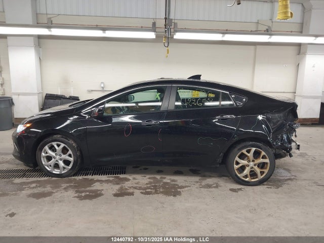 1G1RB6S55JU122658 Chevrolet Volt