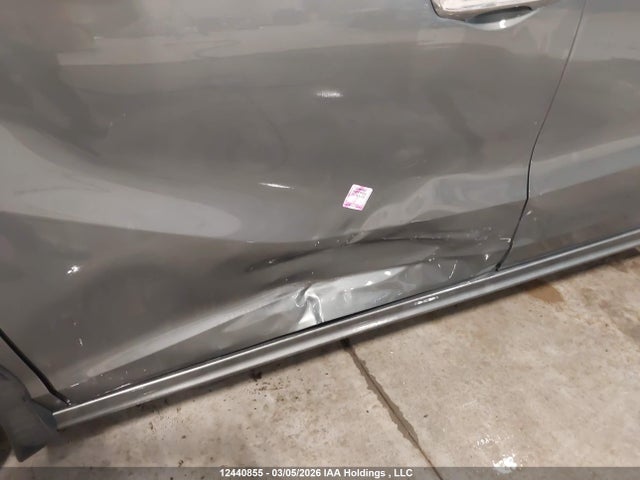 5FNRL6H82JB505066 Honda Odyssey Touring