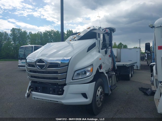 2AYNM9AV2S3S10029 Hino Xl8