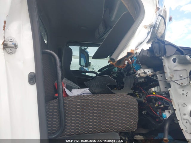 2AYNM9AV2S3S10029 Hino Xl8