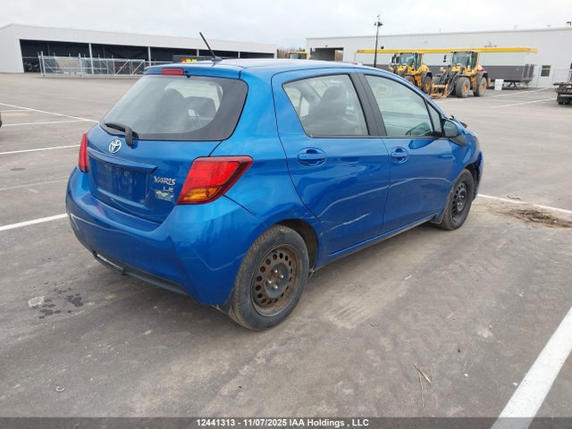VNKKTUD37FA055180 Toyota YARIS LE