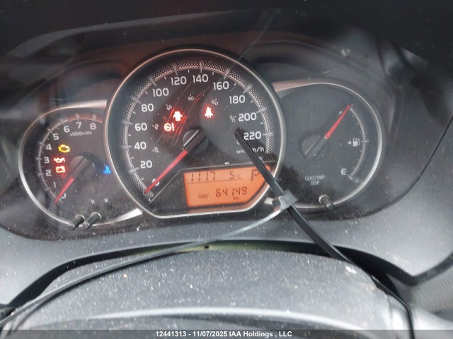 VNKKTUD37FA055180 Toyota YARIS LE