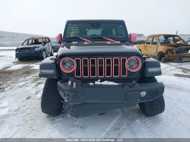 1C4PJXEN2RW179466 Jeep Wrangler 4-door Sahara
