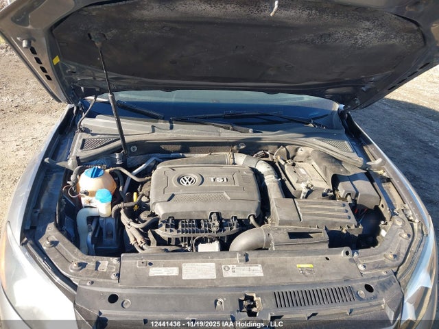 1VWAS7A31FC039975 Volkswagen Passat 1.8 Tsi Trendline