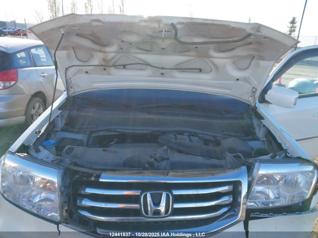 Honda Pilot Touring 2015 5FNYF4H97FB501800 Image 10