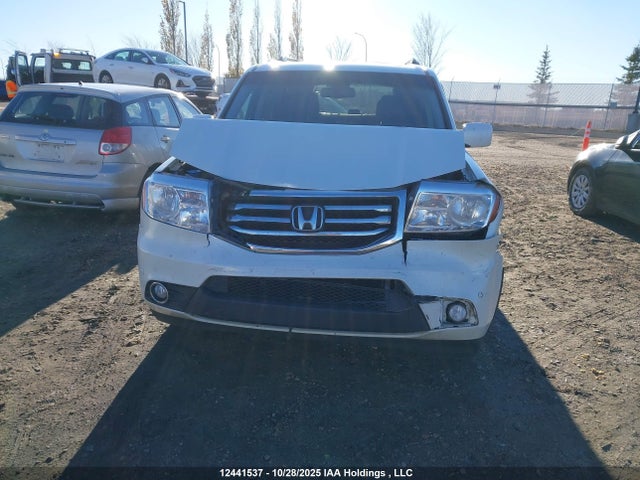 Honda Pilot Touring 2015 5FNYF4H97FB501800 Image 12
