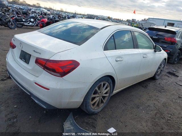 W1K3G4FB6LW046867 Mercedes-Benz A 220 4matic
