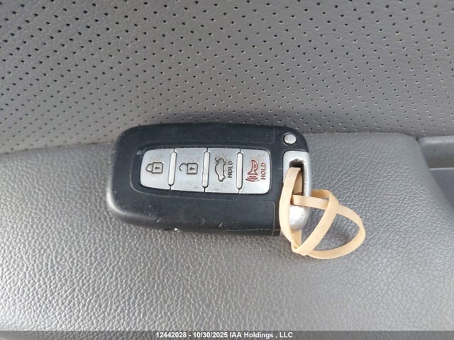 2012 Hyundai Sonata Hybrid Hybrid მანქანა იყიდება აუქციონზე, vin: KMHEC4A45CA032622, აუქციონის ნომერი: 12442028
