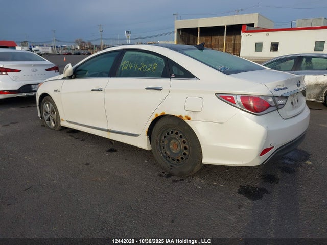 2012 Hyundai Sonata Hybrid Hybrid მანქანა იყიდება აუქციონზე, vin: KMHEC4A45CA032622, აუქციონის ნომერი: 12442028