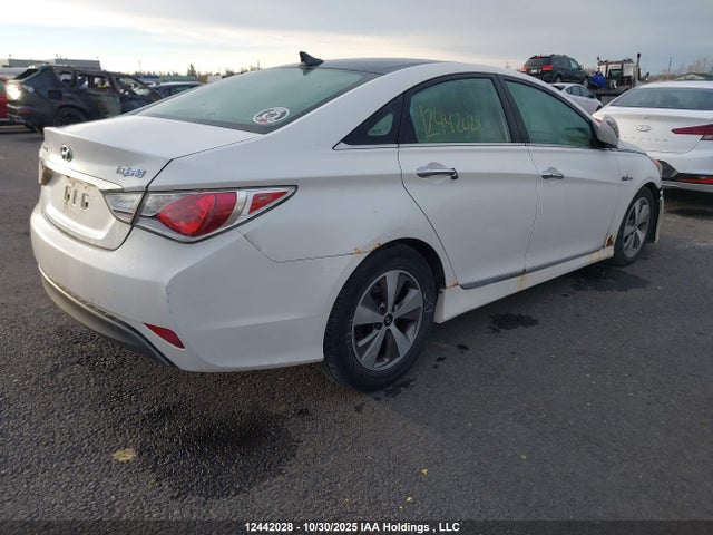 2012 Hyundai Sonata Hybrid Hybrid მანქანა იყიდება აუქციონზე, vin: KMHEC4A45CA032622, აუქციონის ნომერი: 12442028