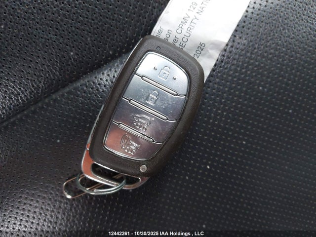 KM8J3CA46HU512408 Hyundai Tucson Luxury