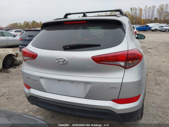 KM8J3CA46HU512408 Hyundai Tucson Luxury