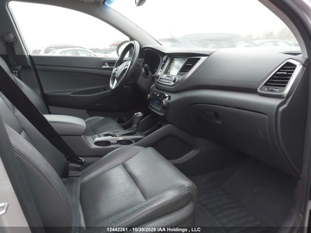 KM8J3CA46HU512408 Hyundai Tucson Luxury