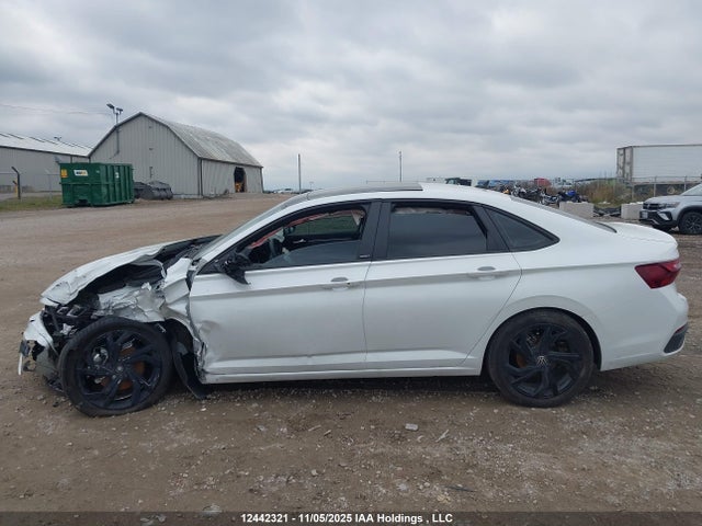 3VWSX7BU5SM056056 Volkswagen Jetta Comfortline