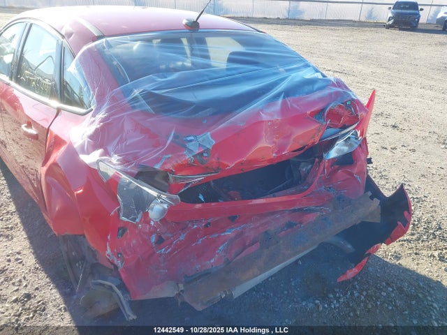 Ford Focus 2015 1FADP3F28FL331848 Image 6