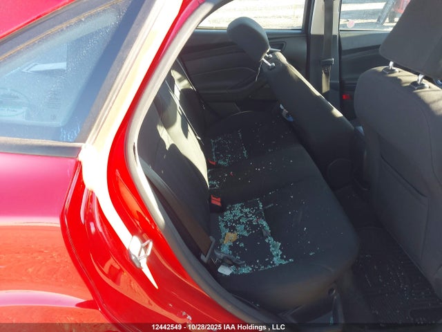 Ford Focus 2015 1FADP3F28FL331848 Image 8