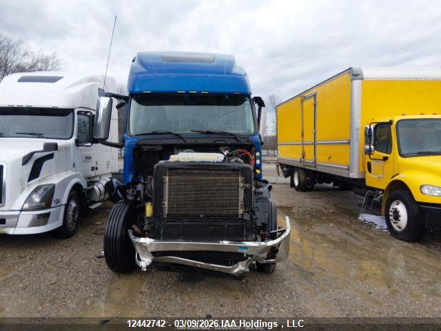 4V4NC9EH4JN888681 Volvo VNL